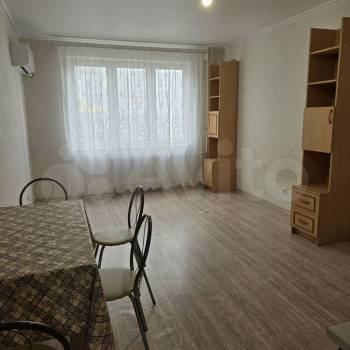 Сдается 1-комнатная квартира, 44 м²