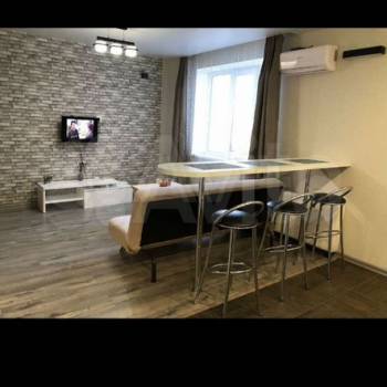 Сдается 1-комнатная квартира, 36 м²