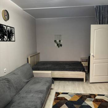 Сдается 1-комнатная квартира, 42 м²