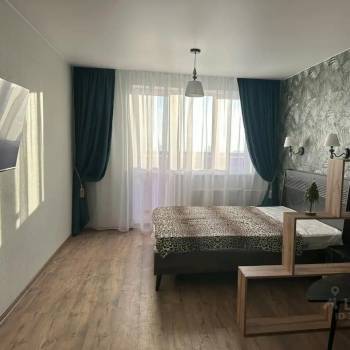 Сдается 1-комнатная квартира, 49 м²