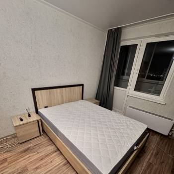 Сдается 1-комнатная квартира, 42 м²