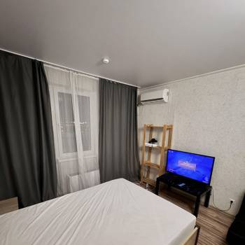 Сдается 1-комнатная квартира, 42 м²