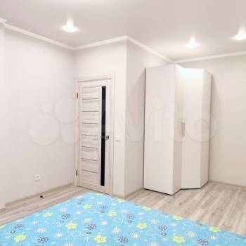 Сдается 1-комнатная квартира, 39 м²