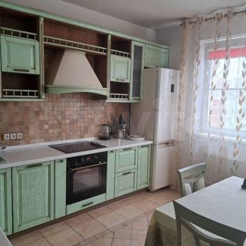 Сдается 1-комнатная квартира, 55 м²