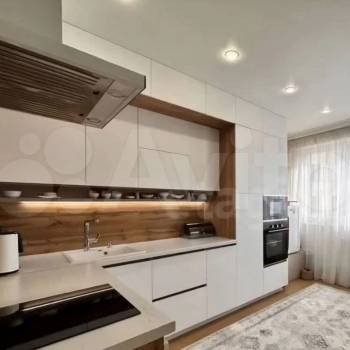 Продается 1-комнатная квартира, 43 м²