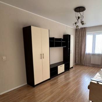 Сдается 2-х комнатная квартира, 65 м²