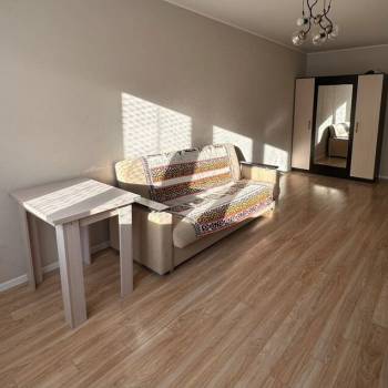 Сдается 2-х комнатная квартира, 65 м²