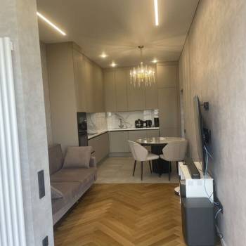 Продается 2-х комнатная квартира, 57 м²