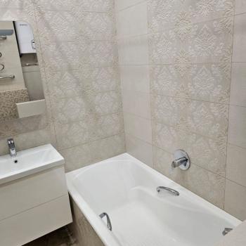 Продается 1-комнатная квартира, 42 м²