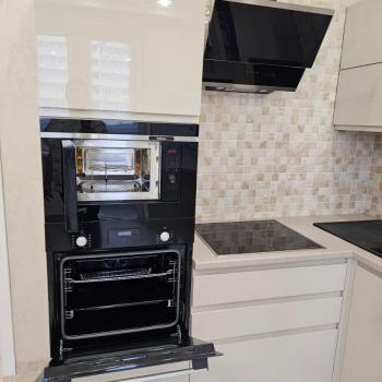 Продается 1-комнатная квартира, 42 м²