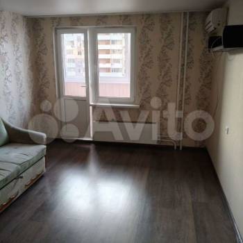 Продается 1-комнатная квартира, 37,9 м²
