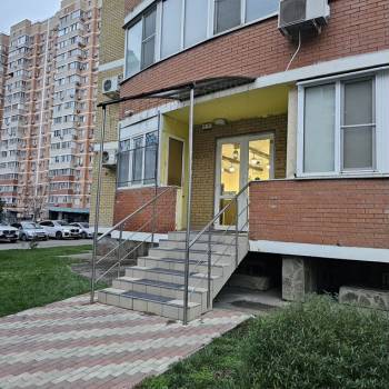 Сдается Нежилое помещение, 81 м²