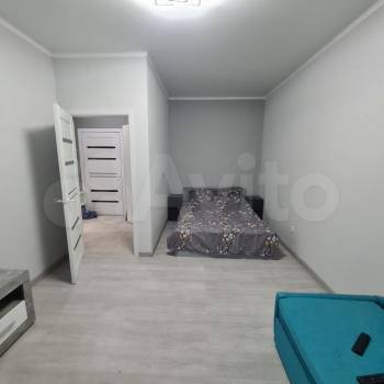 Сдается 1-комнатная квартира, 37 м²