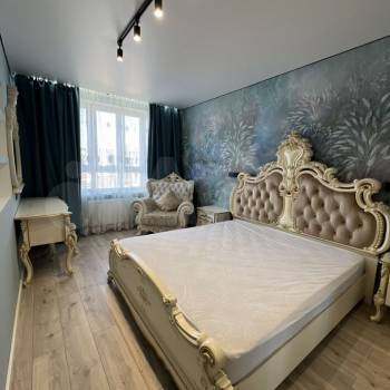 Сдается 1-комнатная квартира, 49 м²