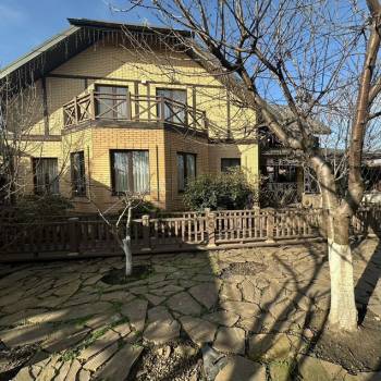 Продается Дом, 300 м²