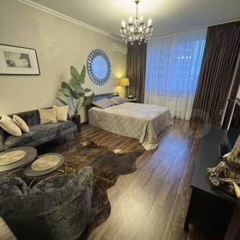 Сдается 1-комнатная квартира, 60 м²