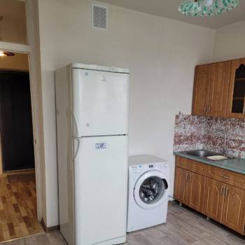 Сдается 1-комнатная квартира, 40 м²