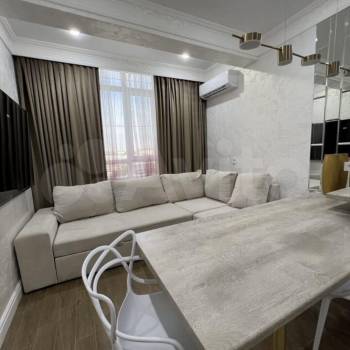 Сдается 1-комнатная квартира, 55 м²