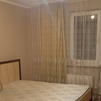 Сдается 2-х комнатная квартира, 65 м²