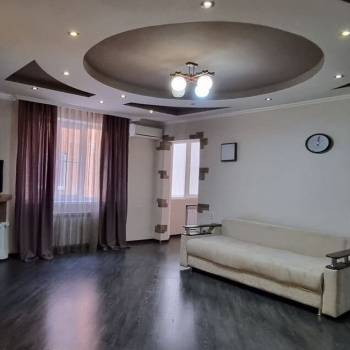 Сдается 1-комнатная квартира, 43 м²