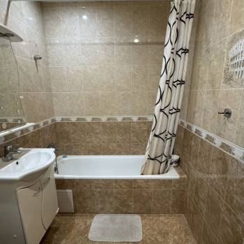 Сдается 1-комнатная квартира, 43 м²