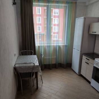 Сдается 1-комнатная квартира, 39,4 м²