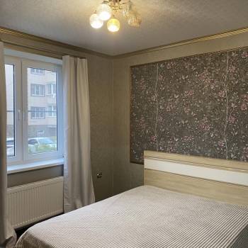 Сдается 1-комнатная квартира, 42 м²