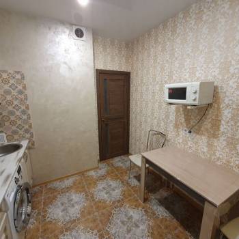 Сдается 1-комнатная квартира, 35 м²