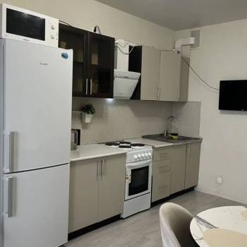 Сдается 1-комнатная квартира, 41,7 м²