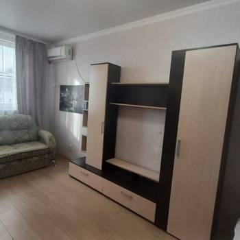Сдается 1-комнатная квартира, 41 м²