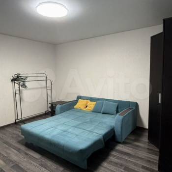 Сдается 1-комнатная квартира, 37 м²