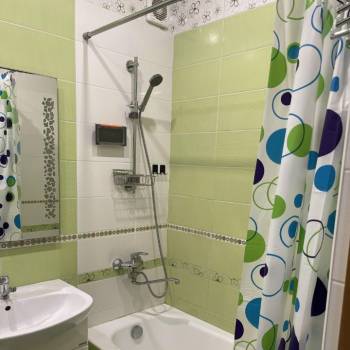 Сдается 1-комнатная квартира, 52,6 м²