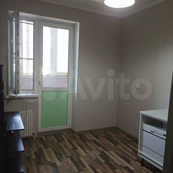 Продается 1-комнатная квартира, 38 м²
