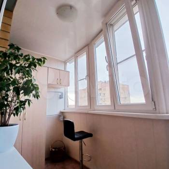 Продается 1-комнатная квартира, 54,4 м²