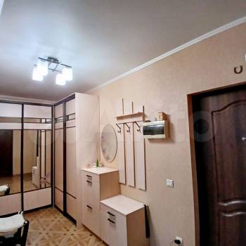 Продается 1-комнатная квартира, 54,4 м²