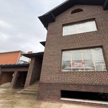 Продается Дом, 380 м²