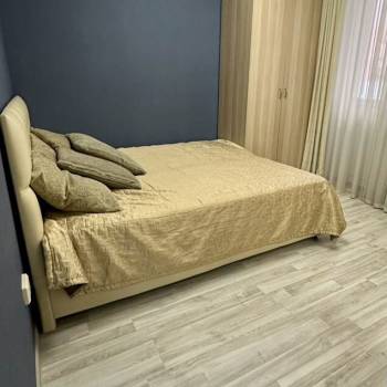 Продается 1-комнатная квартира, 40 м²