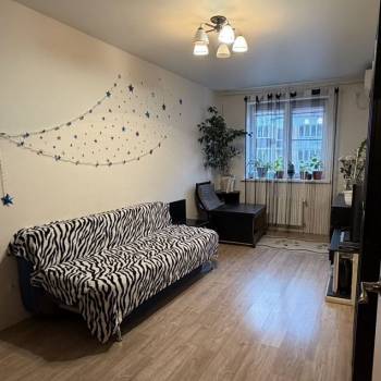 Продается 1-комнатная квартира, 37,5 м²