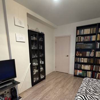 Продается 1-комнатная квартира, 37,5 м²