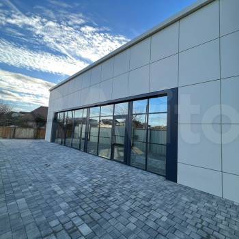 Сдается Нежилое помещение, 400 м²