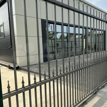 Сдается Нежилое помещение, 400 м²