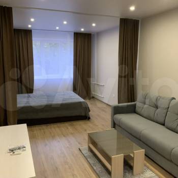 Сдается 1-комнатная квартира, 50 м²