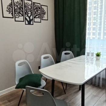 Сдается 1-комнатная квартира, 39,2 м²