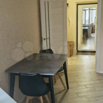 Продается 1-комнатная квартира, 45 м²