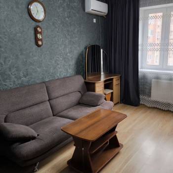 Сдается 1-комнатная квартира, 40 м²
