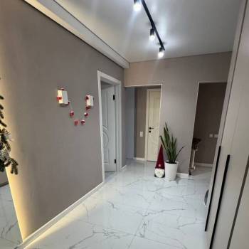 Продается 2-х комнатная квартира, 74 м²