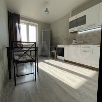 Сдается 1-комнатная квартира, 38,7 м²