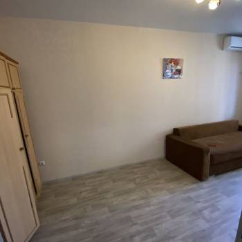 Продается 1-комнатная квартира, 33 м²