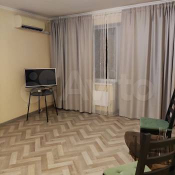 Сдается 1-комнатная квартира, 43 м²