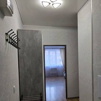 Сдается 1-комнатная квартира, 40 м²